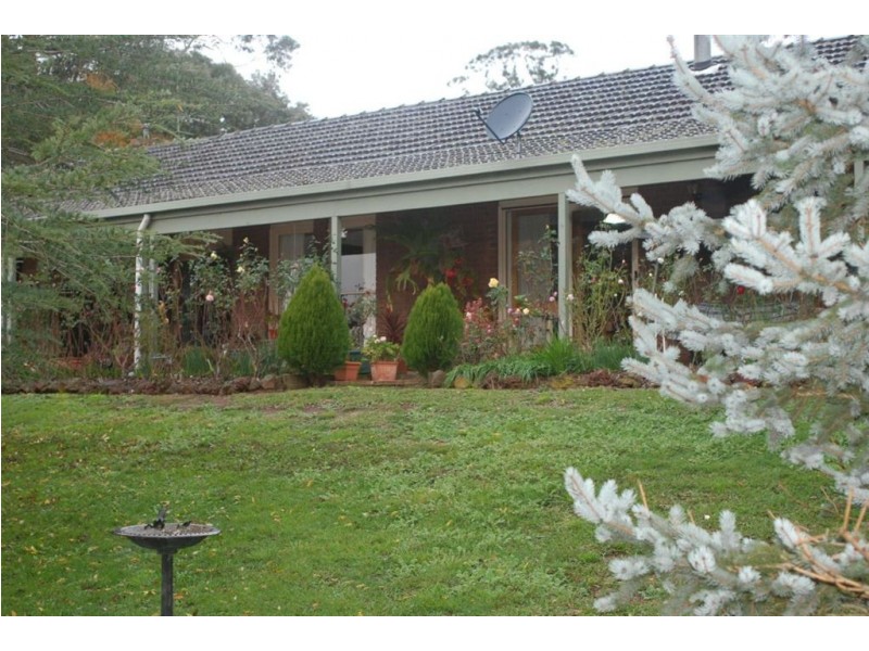 156 Lardners Track, Drouin East VIC 3818