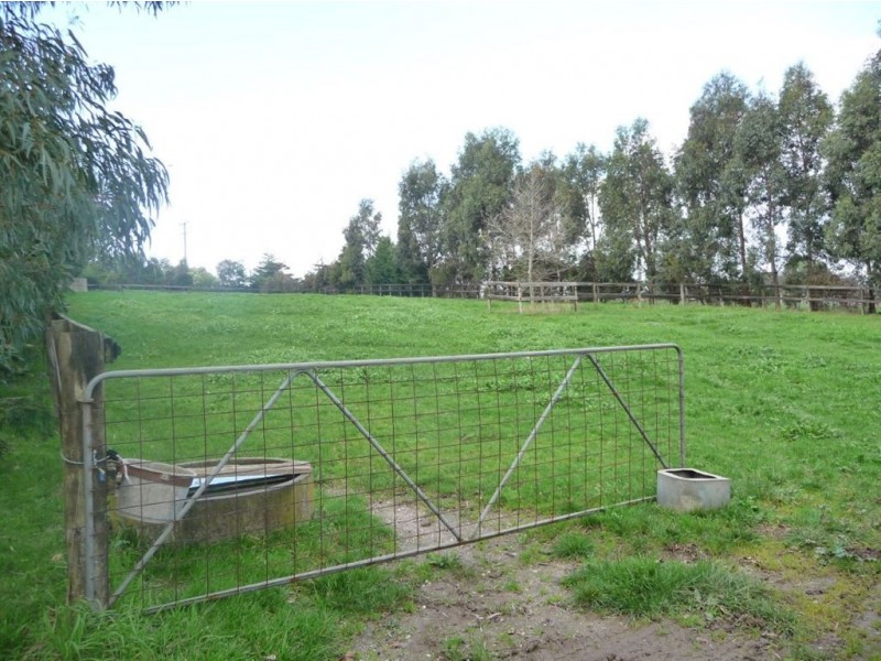405 Bloomfield Road, Warragul VIC 3820