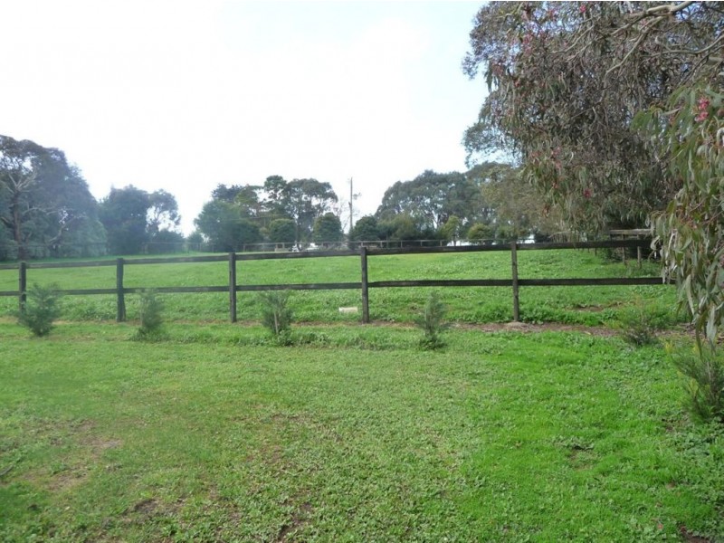 405 Bloomfield Road, Warragul VIC 3820