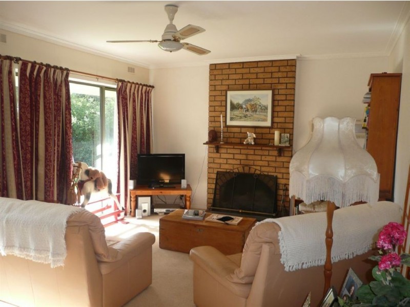 19 Wattletree Road, Bunyip VIC 3815