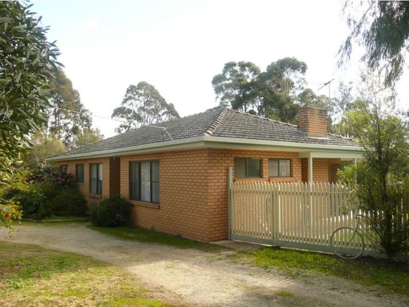 19 Wattletree Road, Bunyip VIC 3815