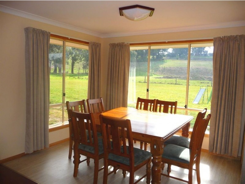 38 Bunjil Drive, Drouin VIC 3818