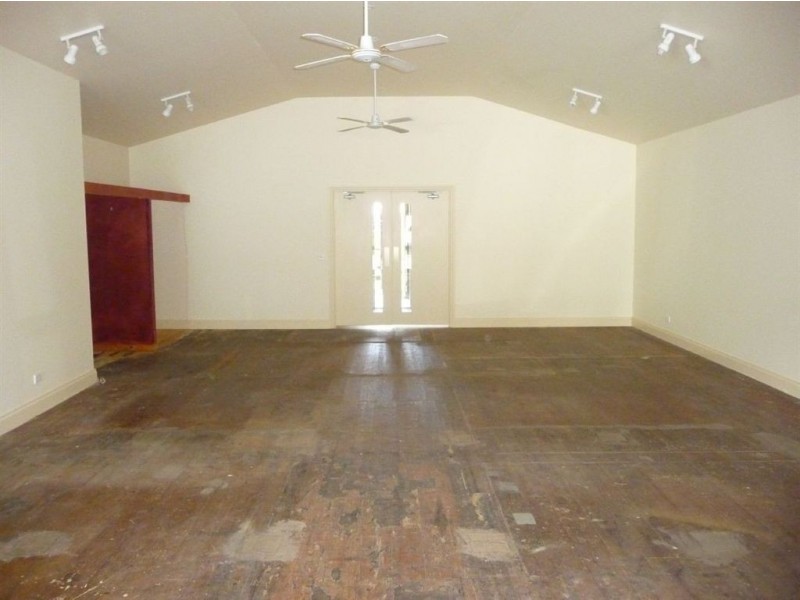 71 Main Street, Garfield VIC 3814