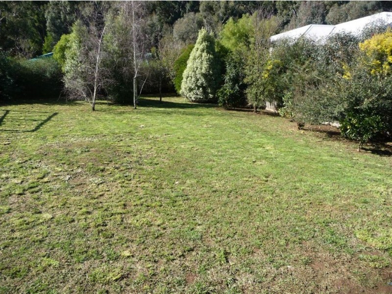 24 Calway Street, Drouin VIC 3818