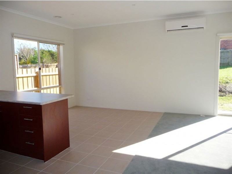 69 Main South Road, Drouin VIC 3818