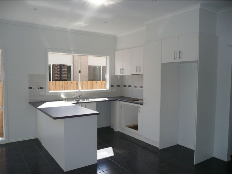 75a Main South Road, Drouin VIC 3818