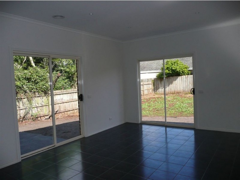 75a Main South Road, Drouin VIC 3818