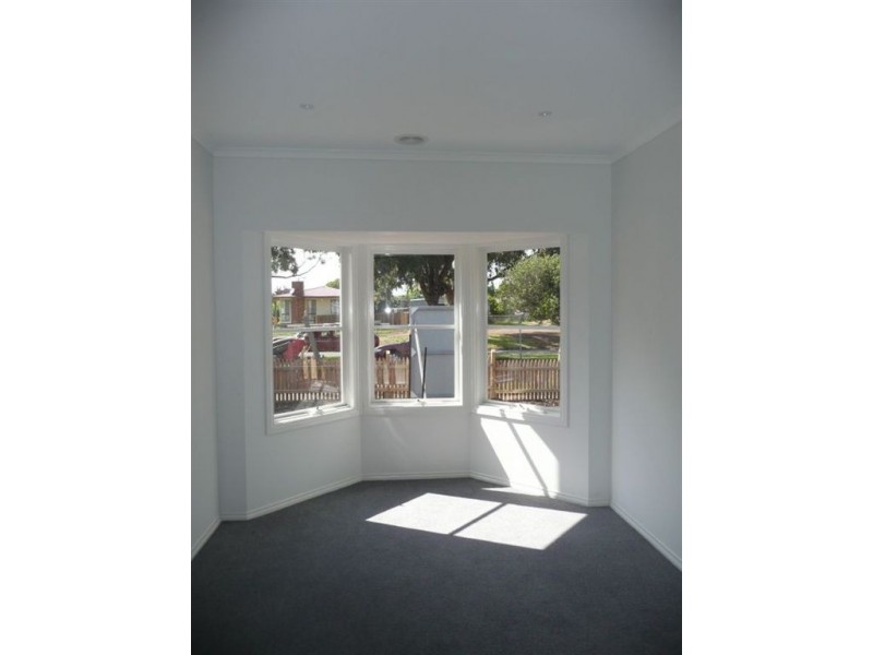75a Main South Road, Drouin VIC 3818