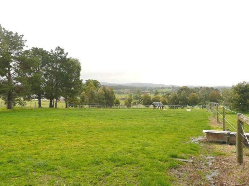 21 Wattletree Road, Bunyip VIC 3815