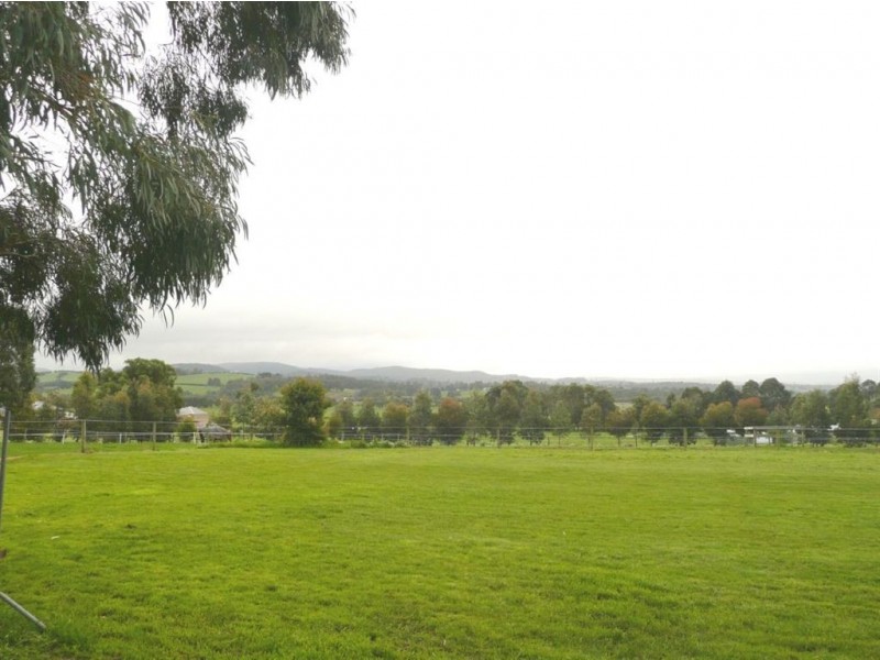 21 Wattletree Road, Bunyip VIC 3815