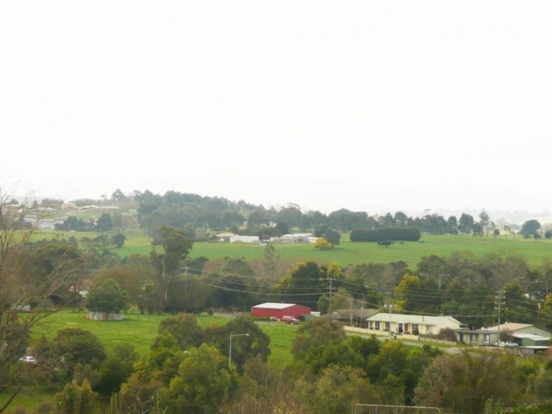 22 Chitalwood Court, Nilma VIC 3821