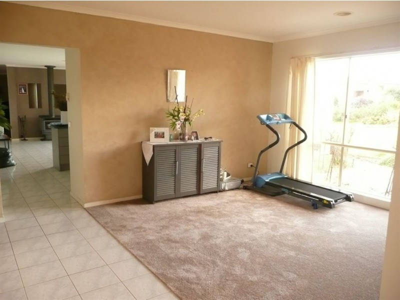 22 Chitalwood Court, Nilma VIC 3821