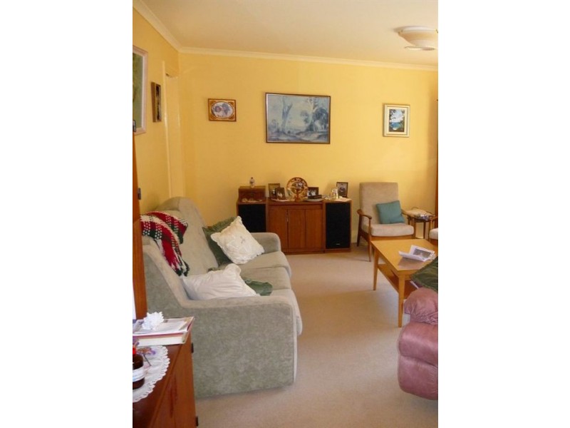 4 Hakea Court, Drouin VIC 3818