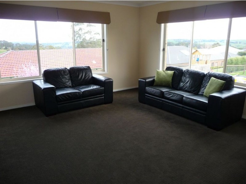 8 Eton Court, Neerim South VIC 3831