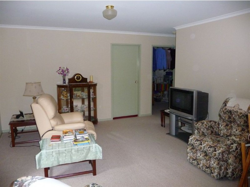 1A Balmoral Crescent, Drouin VIC 3818