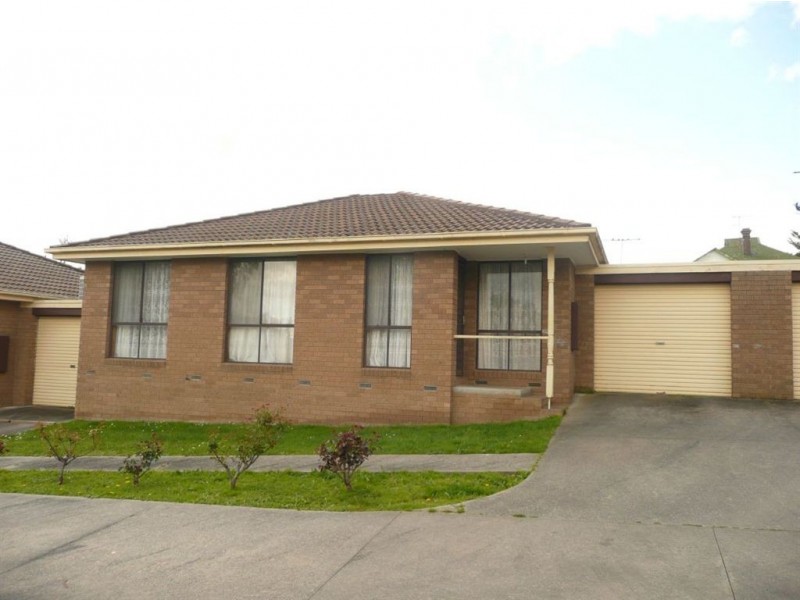 2/27 High Street, Bunyip VIC 3815