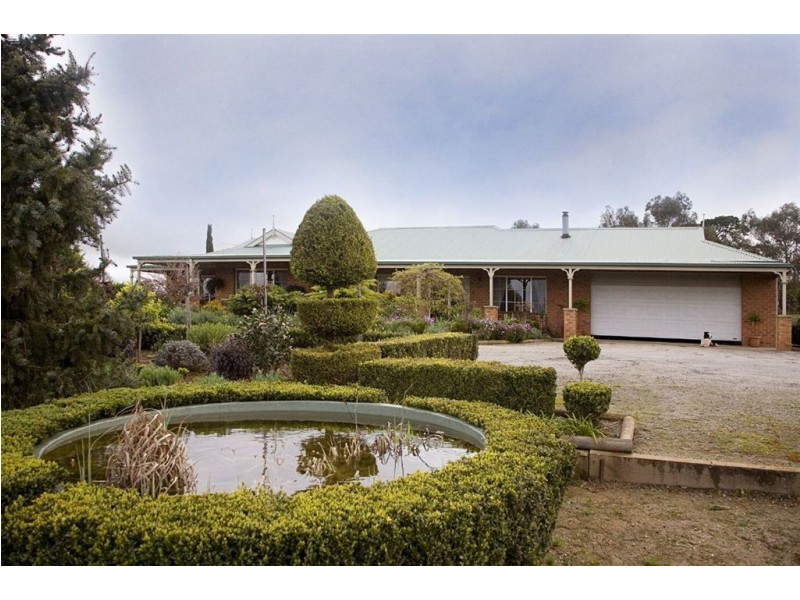 620 East West Road, Bona Vista VIC 3820