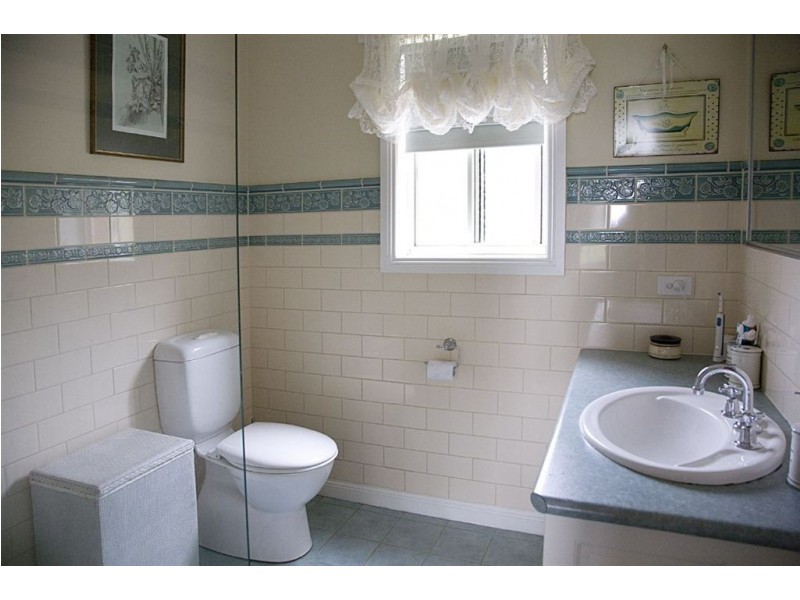 620 East West Road, Bona Vista VIC 3820