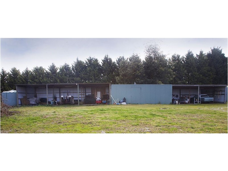 620 East West Road, Bona Vista VIC 3820