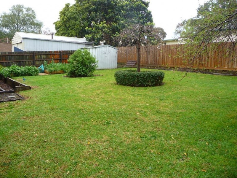 44 Acacia Street, Drouin VIC 3818