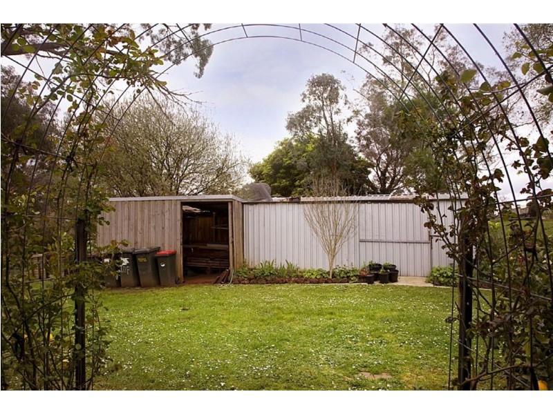 28 Old Sale Road, Buln Buln VIC 3821