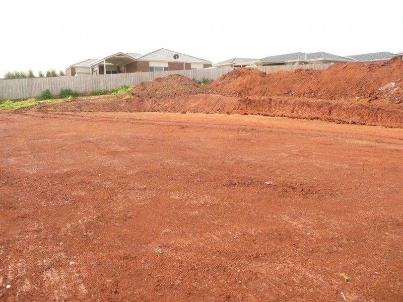 Lot 71 Kensington Square, Drouin VIC 3818