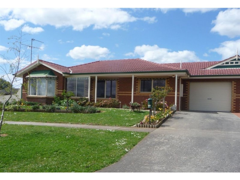 16a Moe Street, Drouin VIC 3818