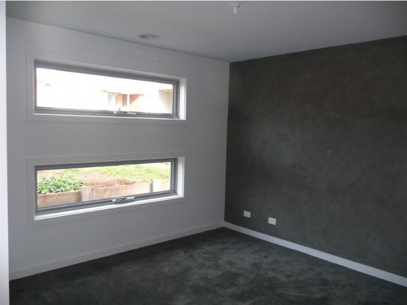 5 Emma Close, Drouin VIC 3818