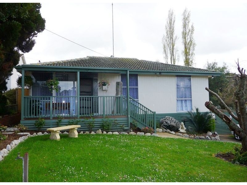9 Ramsden Street, Drouin VIC 3818