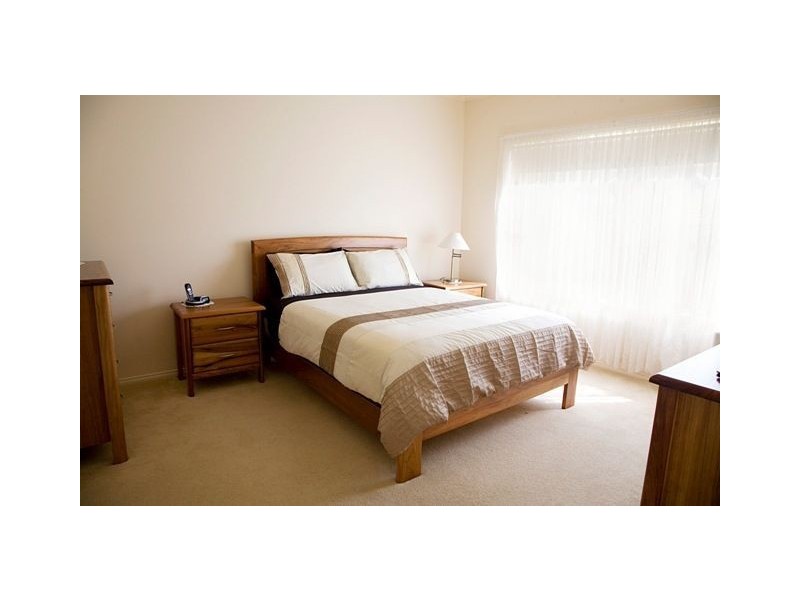 3 John Court, Drouin VIC 3818