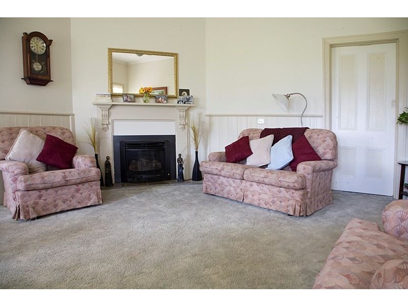 70 Mount Road, Longwarry North VIC 3816