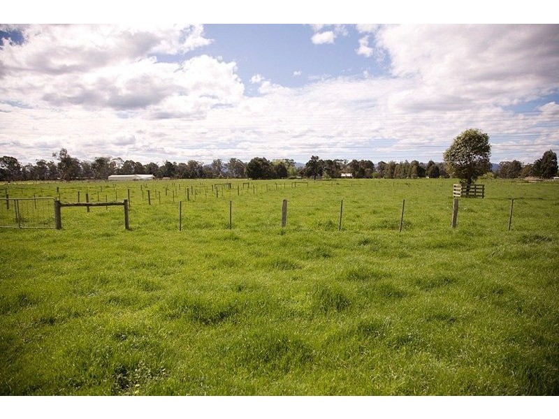 70 Mount Road, Longwarry North VIC 3816