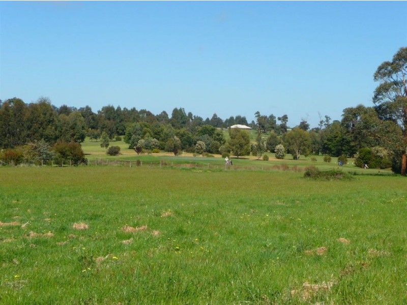 Lot 7 Golf View Court, Drouin VIC 3818