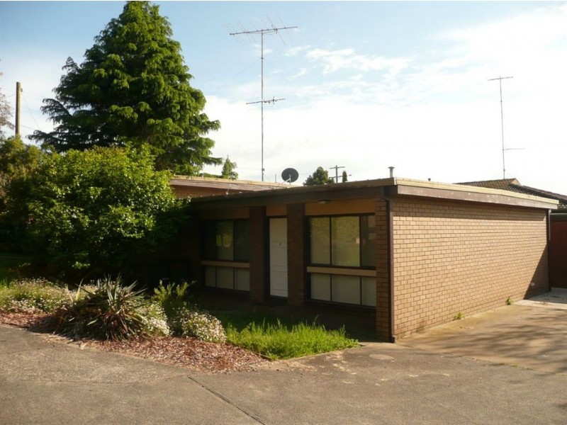 2/2-4 Morton Avenue, Drouin VIC 3818