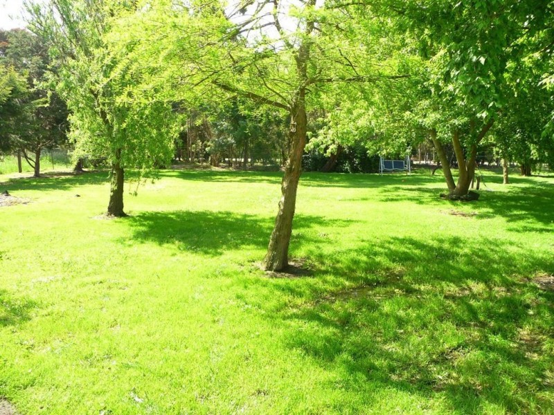 54 Mary Street, Bunyip VIC 3815