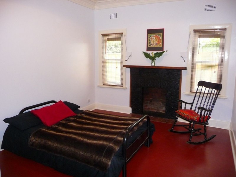 24 Hopetoun Road, Drouin VIC 3818