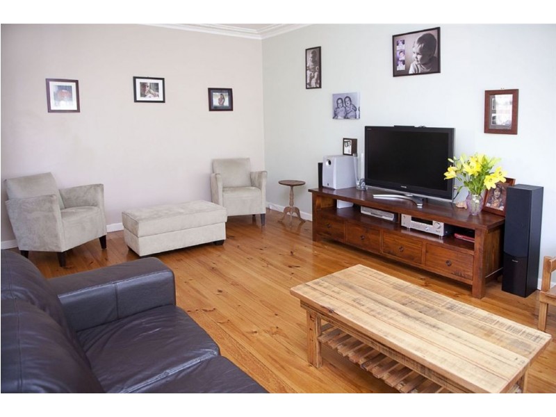 20 Longwarry Road, Drouin VIC 3818