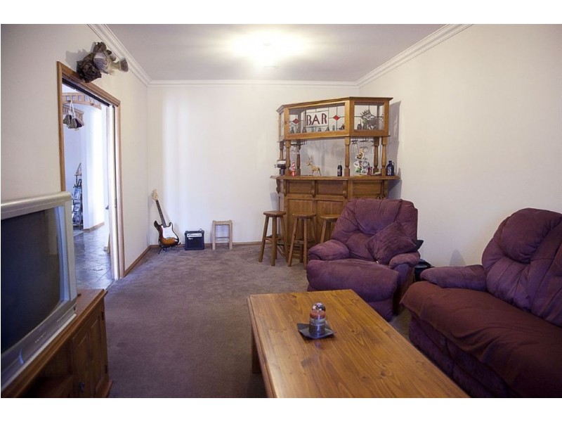 7 Emma Close, Drouin VIC 3818