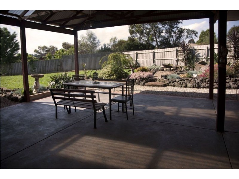 7 Emma Close, Drouin VIC 3818