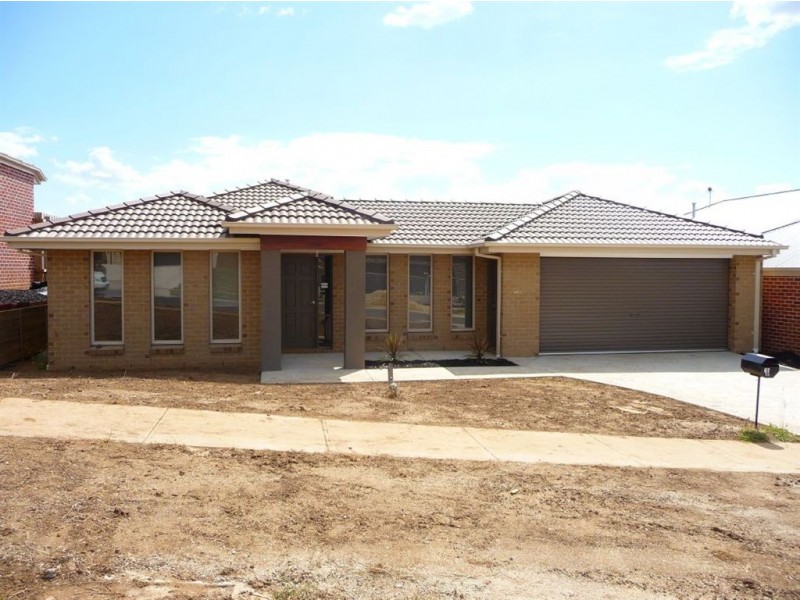 31 Rimfire Drive, Drouin VIC 3818