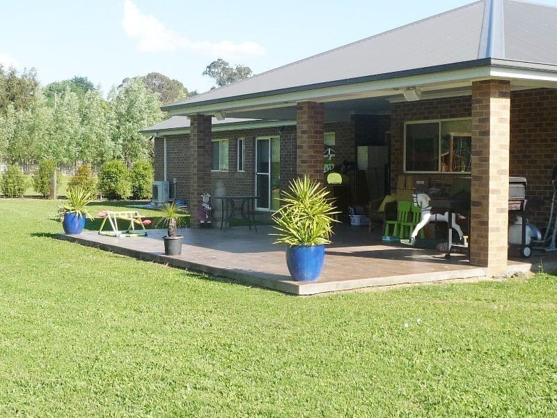 13 Carlile Court, Drouin VIC 3818