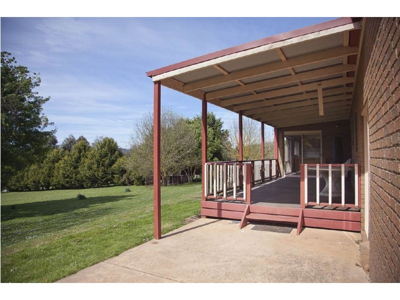 1 Sherwood Court, Drouin VIC 3818