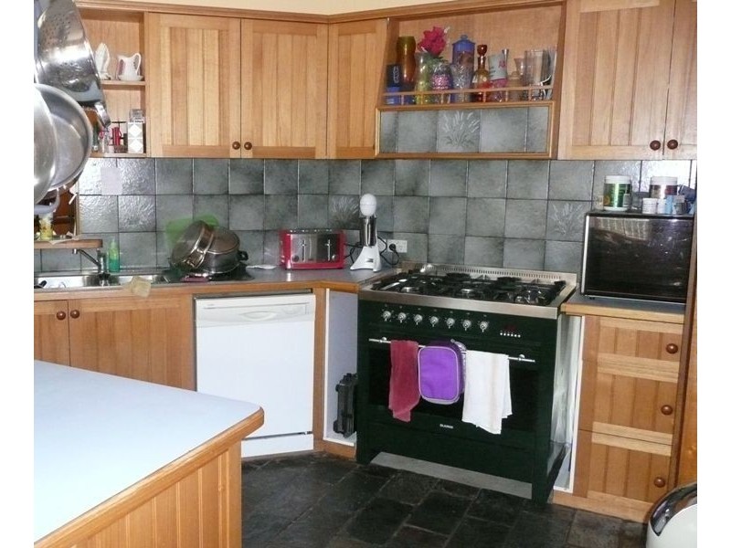 81 Church Street, Drouin VIC 3818