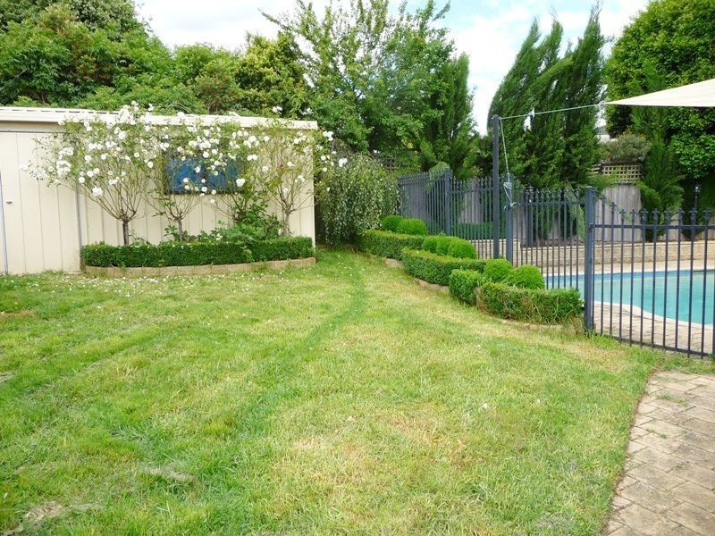 14 Acacia Street, Drouin VIC 3818