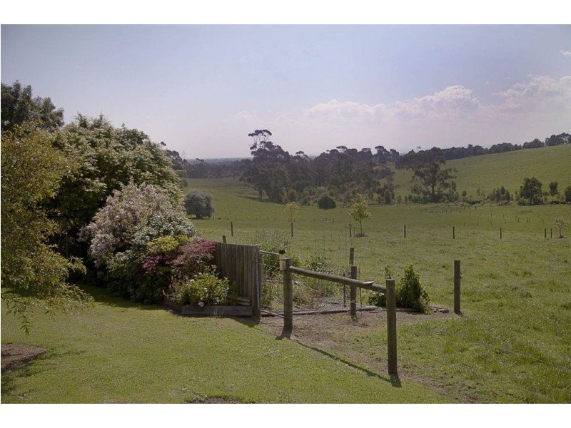2365 Westernport Road, Drouin South VIC 3818