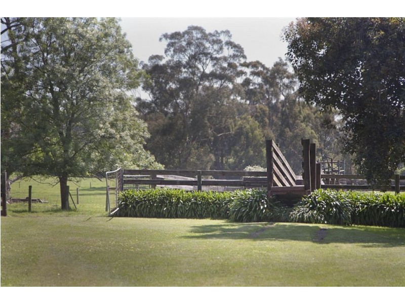 2365 Westernport Road, Drouin South VIC 3818
