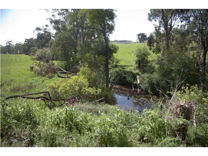 2365 Westernport Road, Drouin South VIC 3818
