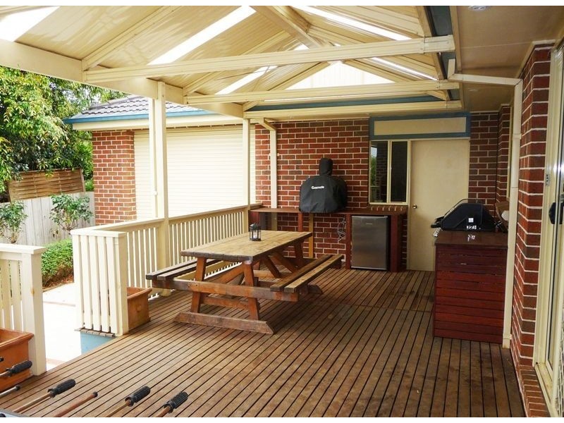 3 Wallace Crescent, Drouin VIC 3818