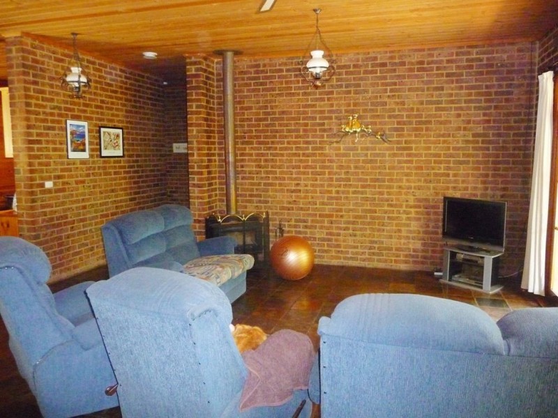 235 East West Road, Warragul VIC 3820