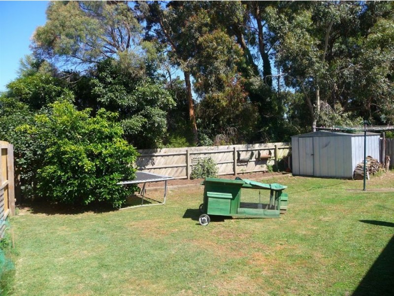 14 Adam Court, Drouin VIC 3818